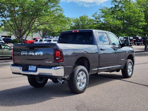 2025 RAM 2500 Big Horn Crew Cab 4x4 6'4' Box