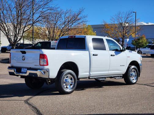 2022 RAM 2500 Tradesman Crew Cab 4x4 6'4' Box