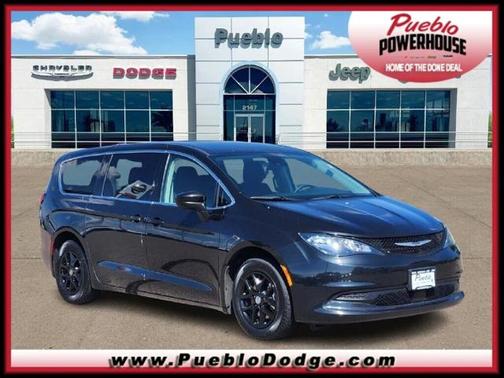 2023 Chrysler Voyager LX