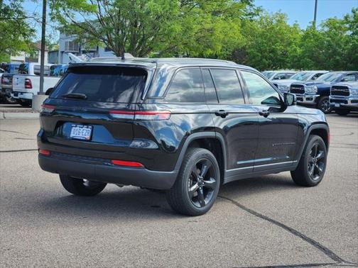 2023 Jeep Grand Cherokee Limited X