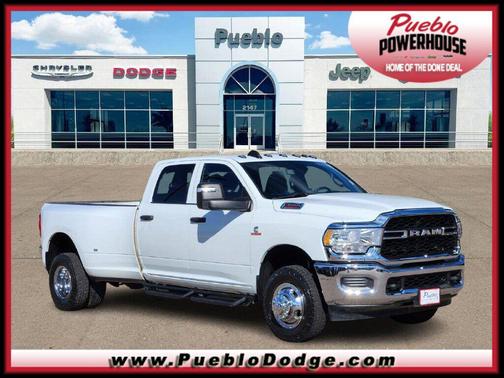 2024 RAM 3500 Tradesman Crew Cab 4x4 8' Box