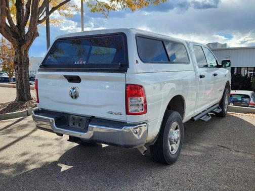2022 RAM 2500 Tradesman Crew Cab 4x4 6'4' Box