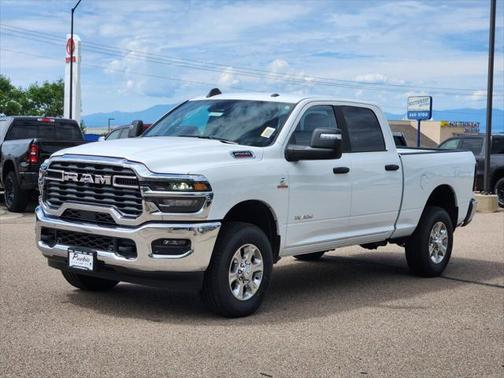 2025 RAM 2500 Big Horn Crew Cab 4x4 6'4' Box