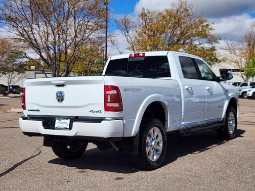 2022 RAM 2500 Laramie Crew Cab 4x4 6'4' Box