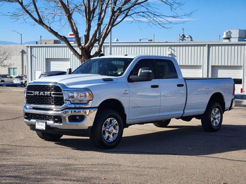 2024 RAM 3500 Big Horn Crew Cab 4x4 8' Box