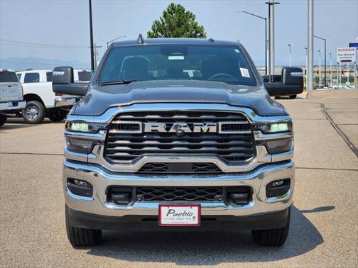 2025 RAM 3500 Big Horn Crew Cab 4x4 8' Box