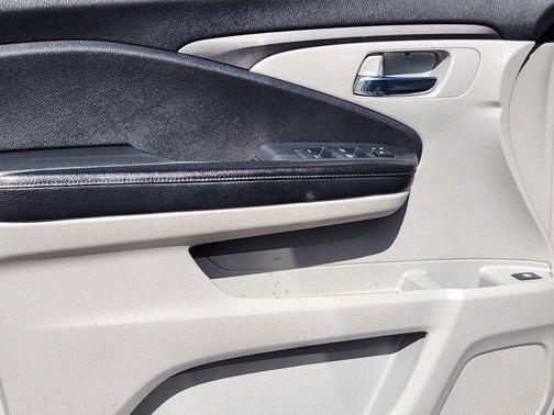 2018 Honda Pilot EX