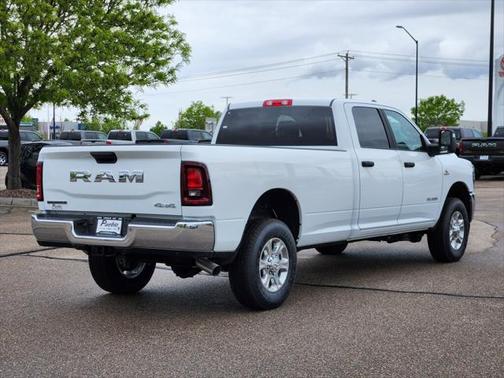 2025 RAM 2500 Big Horn Crew Cab 4x4 8' Box