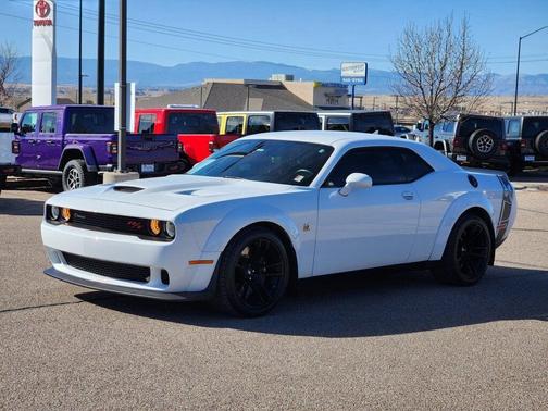 2023 Dodge Challenger R/T Scat Pack Widebody