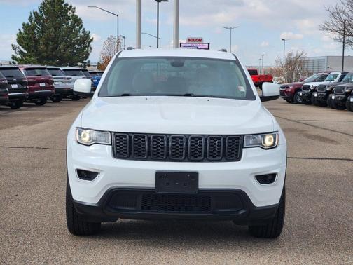 2021 Jeep Grand Cherokee Laredo