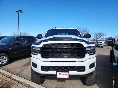 2022 RAM 2500 Limited Crew Cab 4x4 6'4' Box