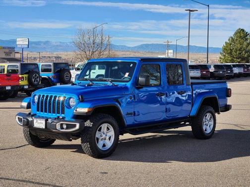 2023 Jeep Gladiator Sport S