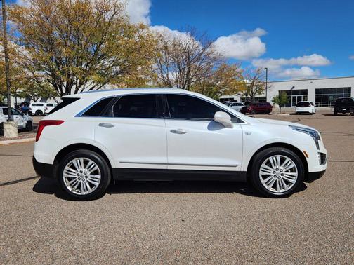 2017 Cadillac XT5 Premium Luxury