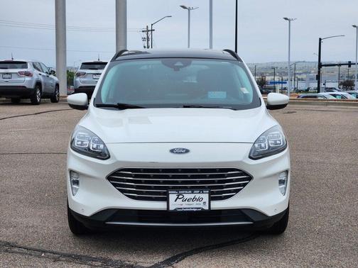 2022 Ford Escape Titanium
