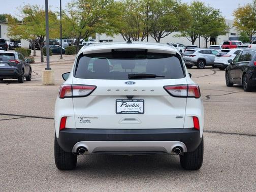 2022 Ford Escape Titanium