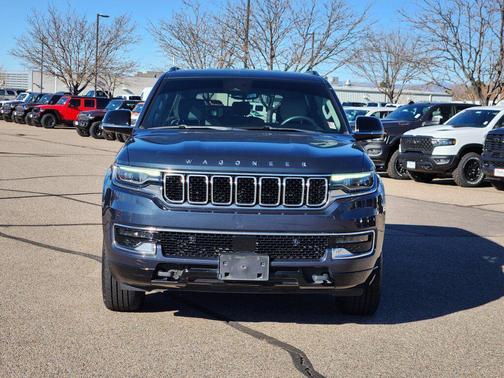 2023 Jeep Wagoneer Series I 4x4