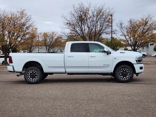2026 RAM 2500 Limited Crew Cab 4x4 8' Box