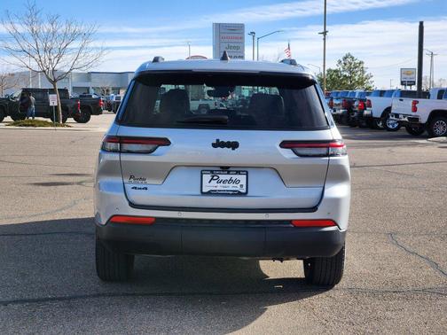 2024 Jeep Grand Cherokee L Altitude