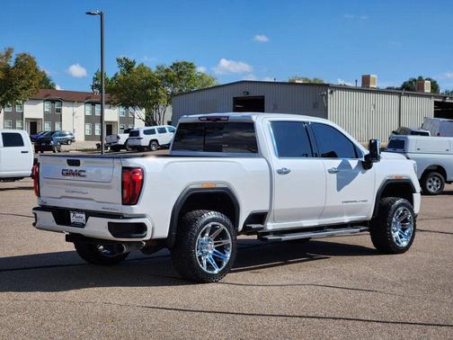 2021 GMC Sierra 2500 Denali