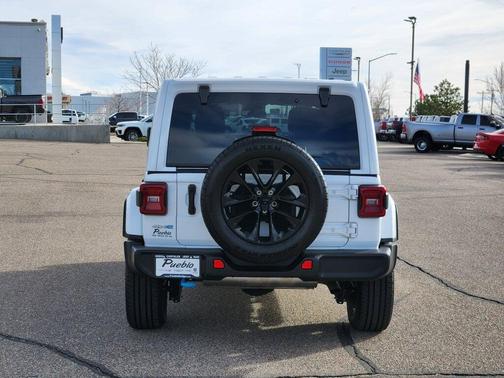2024 Jeep Wrangler 4xe Sahara
