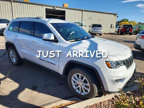 2021 Jeep Grand Cherokee Laredo