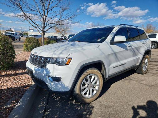 2021 Jeep Grand Cherokee Laredo