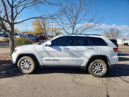 2021 Jeep Grand Cherokee Laredo