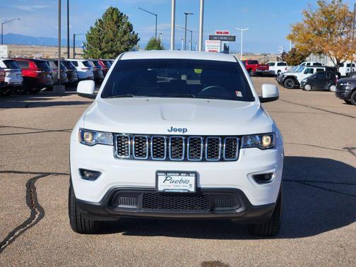 2021 Jeep Grand Cherokee Laredo
