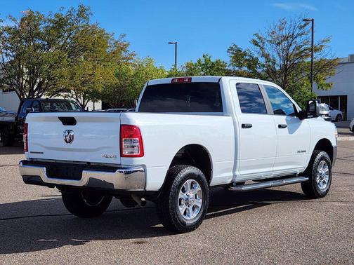 2023 RAM 2500 Big Horn Crew Cab 4x4 6'4' Box