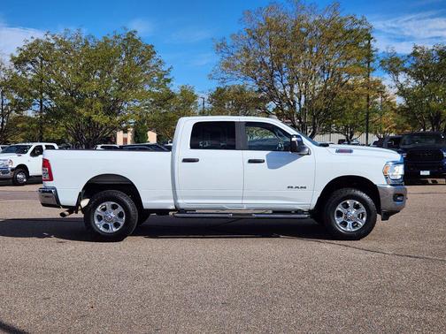 2023 RAM 2500 Big Horn Crew Cab 4x4 6'4' Box
