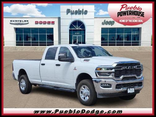 2025 RAM 3500 Tradesman Crew Cab 4x4 8' Box