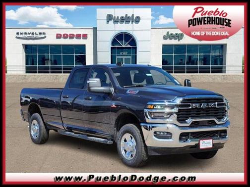 2025 RAM 3500 Tradesman Crew Cab 4x4 8' Box