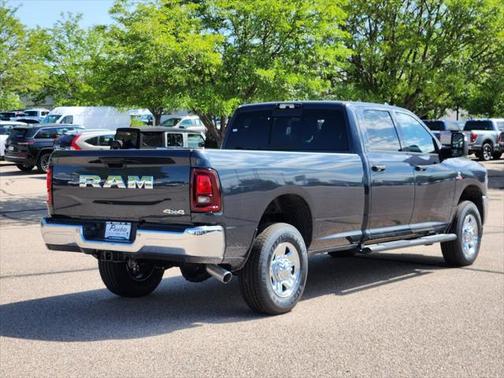 2025 RAM 3500 Tradesman Crew Cab 4x4 8' Box