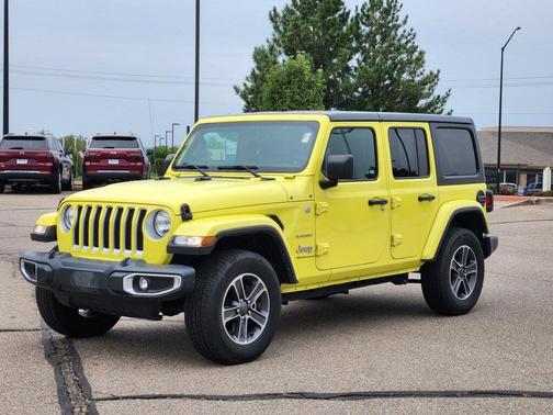 2023 Jeep Wrangler 4-Door Sahara 4x4