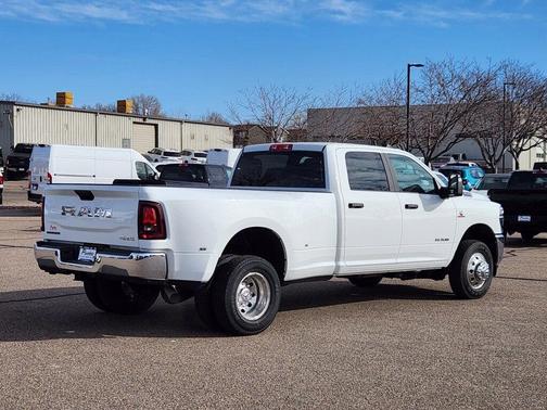 2026 RAM 3500 Big Horn Crew Cab 4x4 8' Box