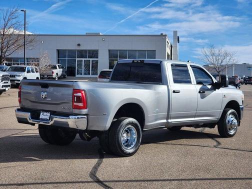2024 RAM 3500 Tradesman Crew Cab 4x4 8' Box