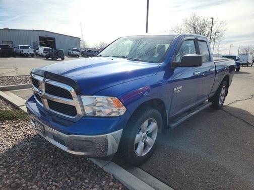 2016 RAM 1500 SLT