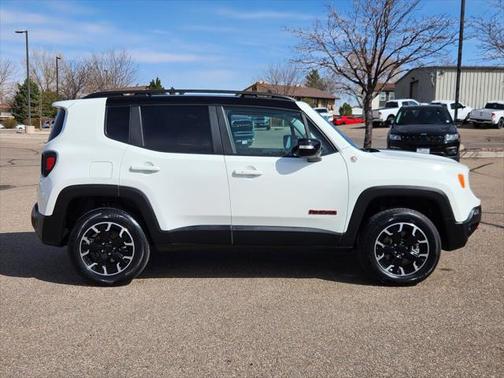 2023 Jeep Renegade Trailhawk