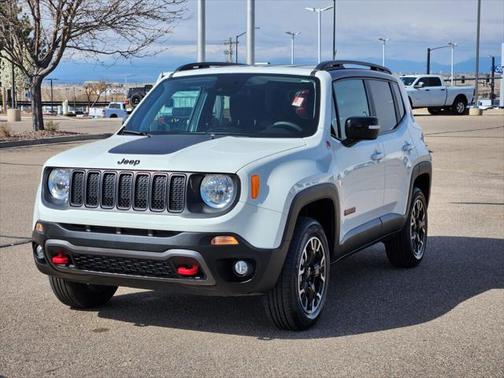 2023 Jeep Renegade Trailhawk