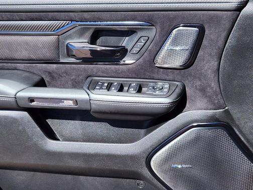 2026 RAM 1500 RHO Crew Cab 4x4 5'7' Box