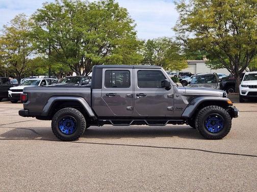 2024 Jeep Gladiator Sport S
