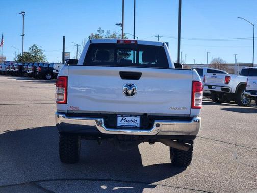 2022 RAM 3500 Tradesman Crew Cab 4x4 8' Box