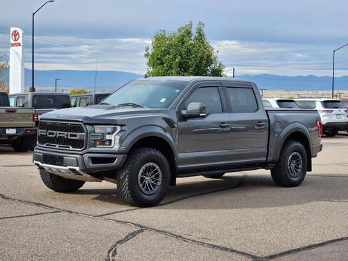 2020 Ford F-150 Raptor