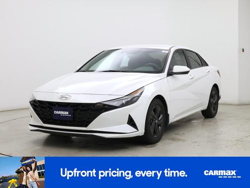 White 2023 Hyundai ELANTRA SEL
