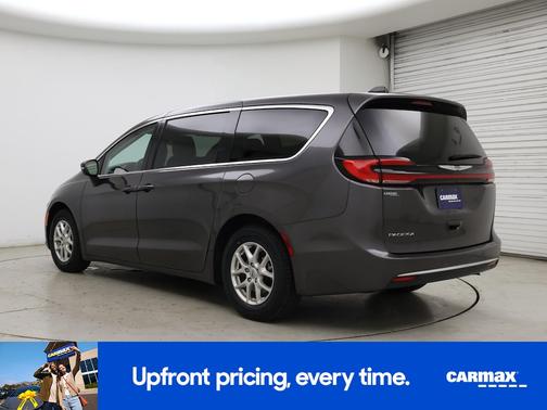 Gray 2023 Chrysler Pacifica Touring L