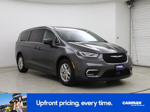 Gray 2023 Chrysler Pacifica Touring L