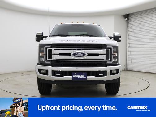 White 2019 Ford F-250 XLT