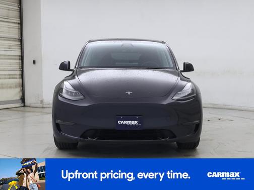 Gray 2024 Tesla Model Y Long Range