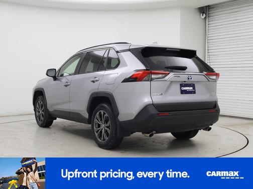 2022 Toyota RAV4 Hybrid XLE Premium