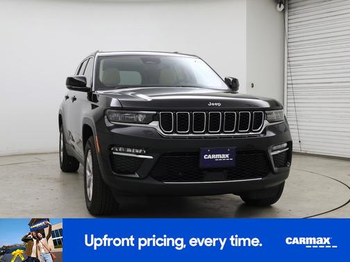 Black 2022 Jeep Grand Cherokee Limited